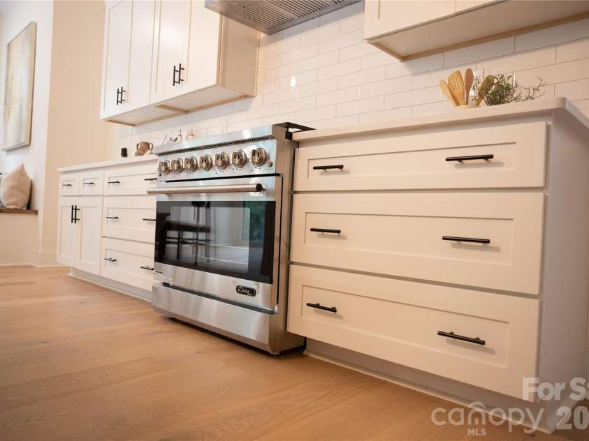 320 Laurel Crest Drive, Kannapolis, NC 28081.  MLS# CAR4413631, YatesRealty ID 44521. 