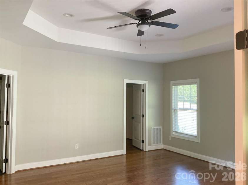 135 Blossom Hill Road, Lincolnton, NC 28092.  MLS# CAR4414957, YatesRealty ID 44528. 