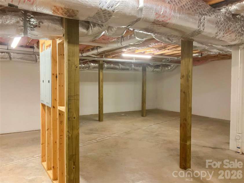 135 Blossom Hill Road, Lincolnton, NC 28092.  MLS# CAR4414957, YatesRealty ID 44528. 