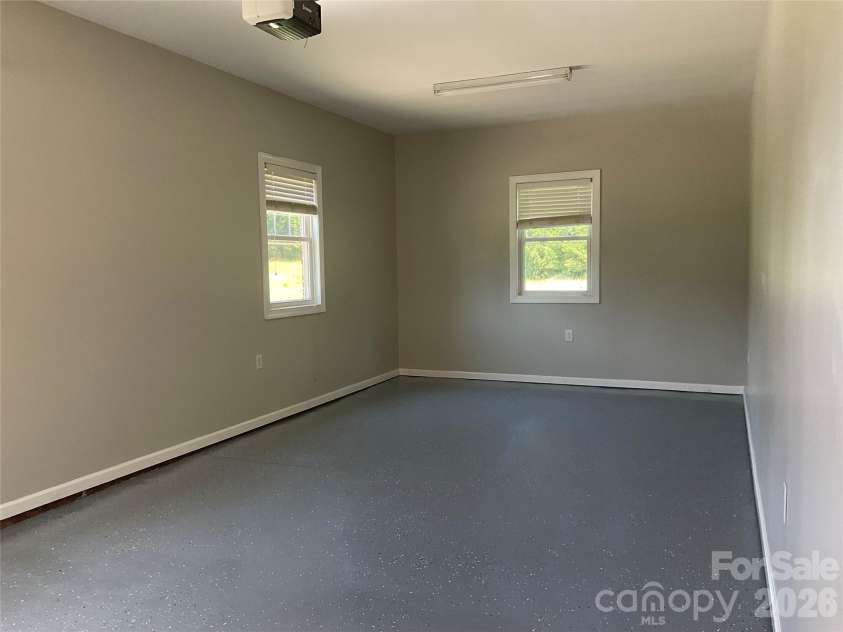 135 Blossom Hill Road, Lincolnton, NC 28092.  MLS# CAR4414957, YatesRealty ID 44528. 