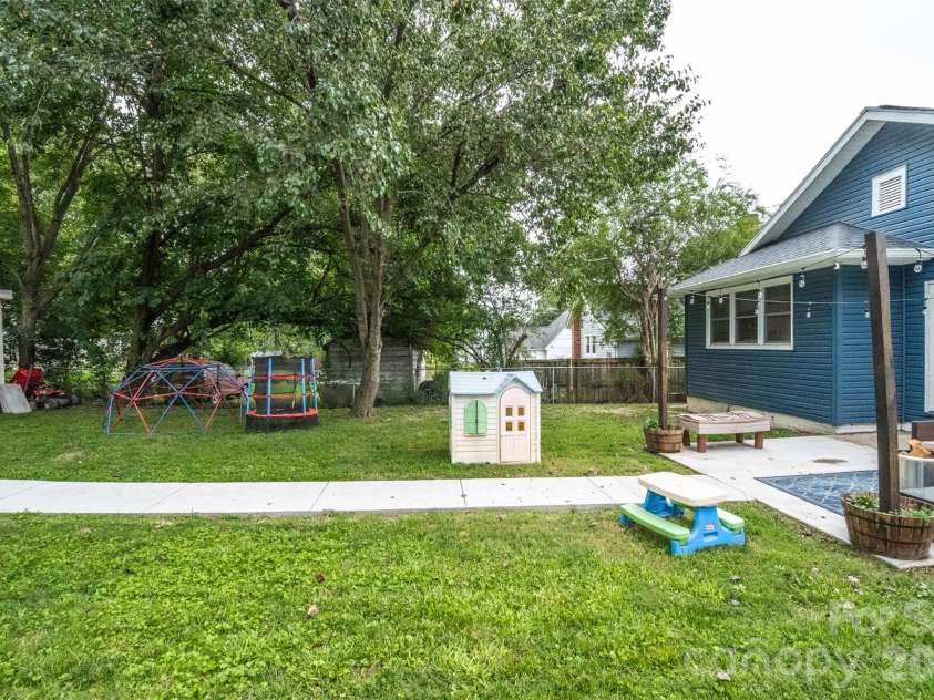 702 5th Street, Spencer, NC 28159.  MLS# CAR4413894, YatesRealty ID 44529. Fenced backyard