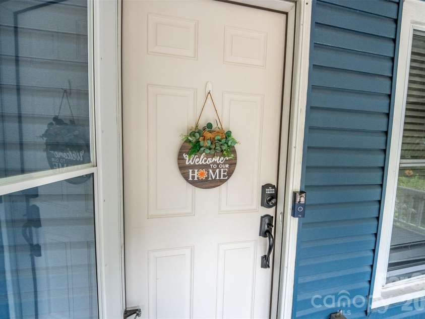 702 5th Street, Spencer, NC 28159.  MLS# CAR4413894, YatesRealty ID 44529. Front door access