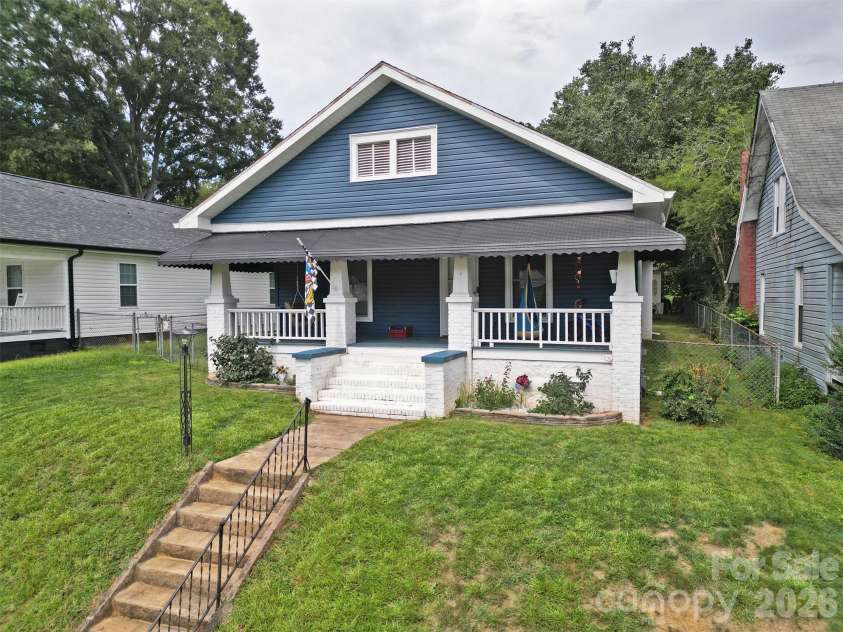 702 5th Street, Spencer, NC 28159.  MLS# CAR4413894, YatesRealty ID 44529. Front of home