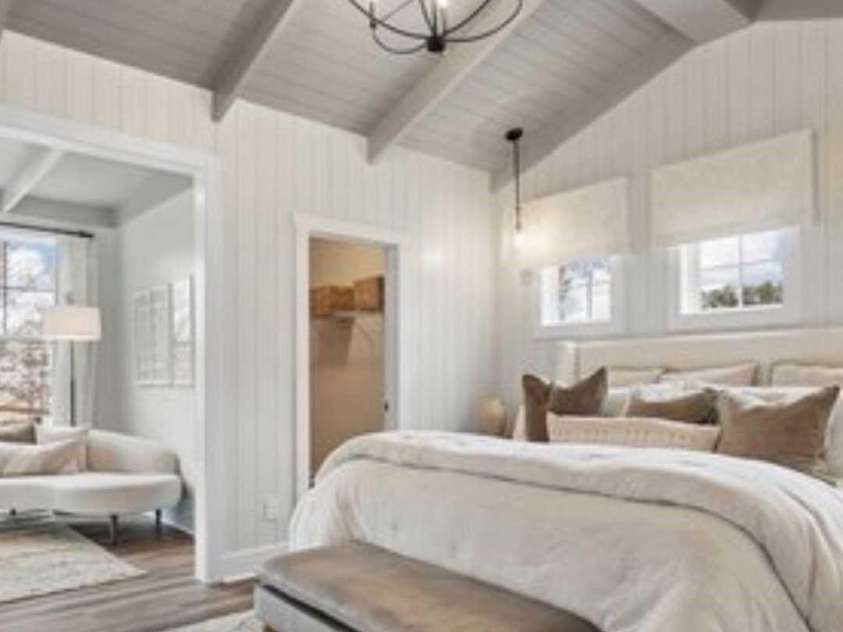 154 Peninsula Pointe Drive, Norwood, NC 28128.  MLS# CAR4414835, YatesRealty ID 44530. 