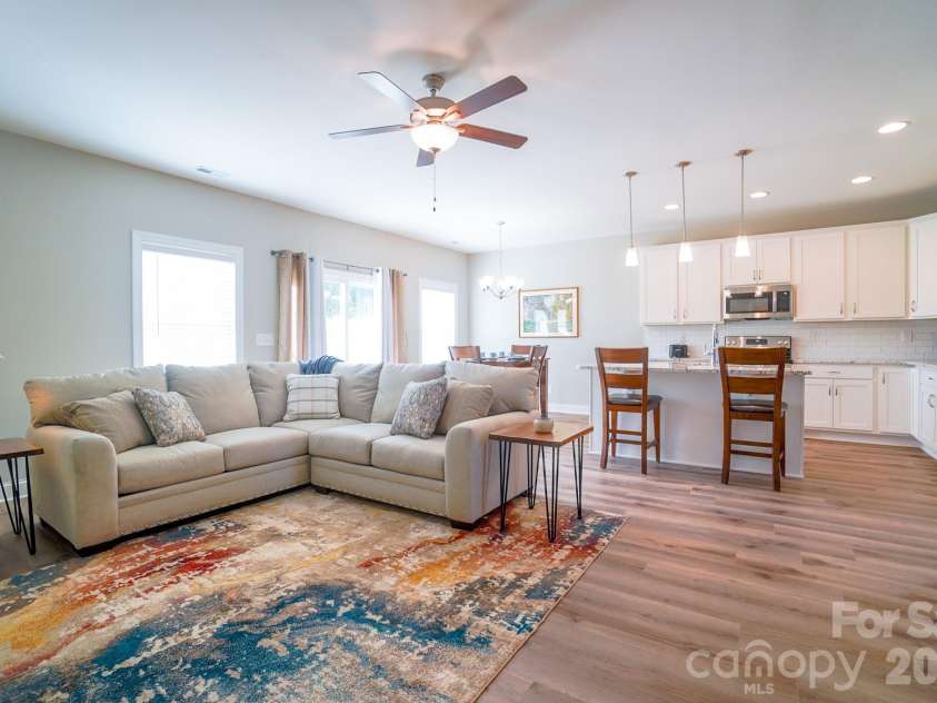 112B Deer Brook Drive, Shelby, NC 28150.  MLS# CAR4414725, YatesRealty ID 44533. 
