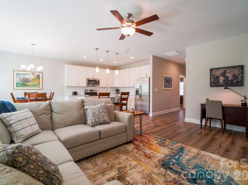 112B Deer Brook Drive, Shelby, NC 28150.  MLS# CAR4414725, YatesRealty ID 44533. 
