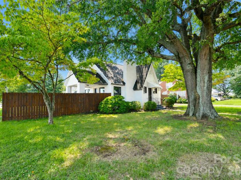 710 Sloop Avenue, Kannapolis, NC 28083.  MLS# CAR4414959, YatesRealty ID 44534. 