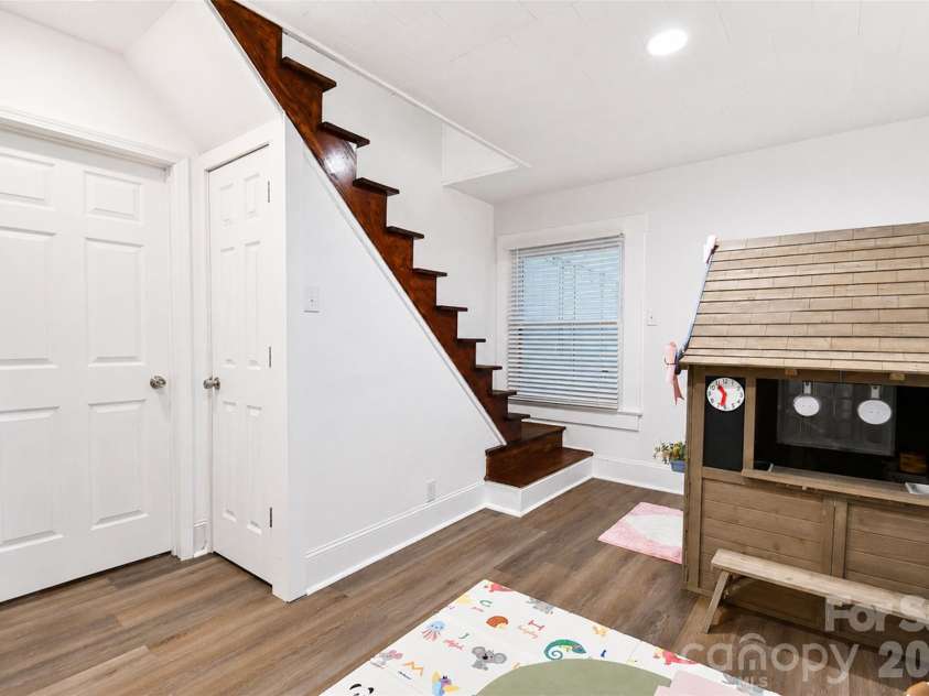710 Sloop Avenue, Kannapolis, NC 28083.  MLS# CAR4414959, YatesRealty ID 44534. 