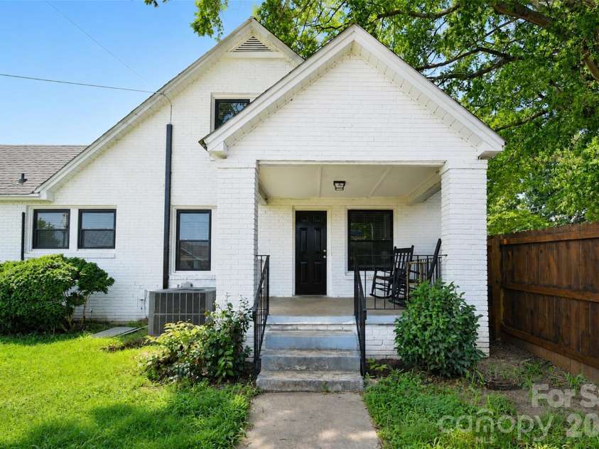 710 Sloop Avenue, Kannapolis, NC 28083.  MLS# CAR4414959, YatesRealty ID 44534. 