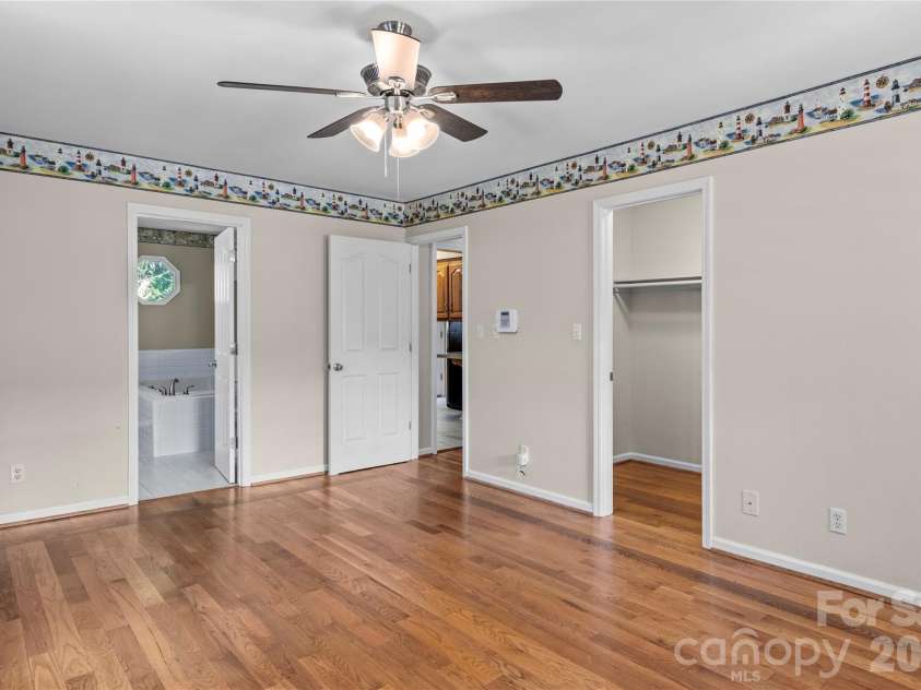 6045 Stone Bluff Drive, Clemmons, NC 27012.  MLS# CAR4414958, YatesRealty ID 44535. 