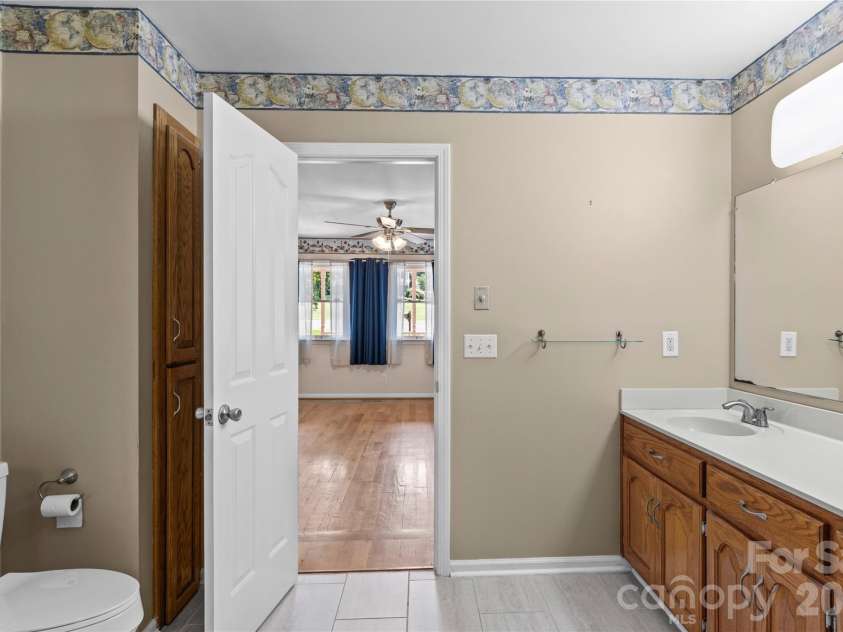 6045 Stone Bluff Drive, Clemmons, NC 27012.  MLS# CAR4414958, YatesRealty ID 44535. 