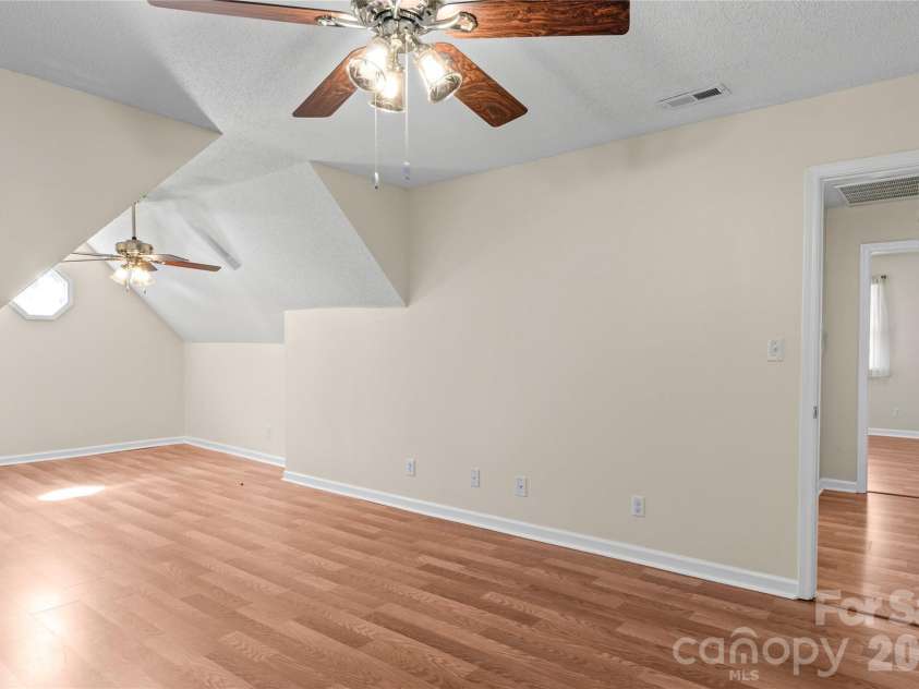 6045 Stone Bluff Drive, Clemmons, NC 27012.  MLS# CAR4414958, YatesRealty ID 44535. 