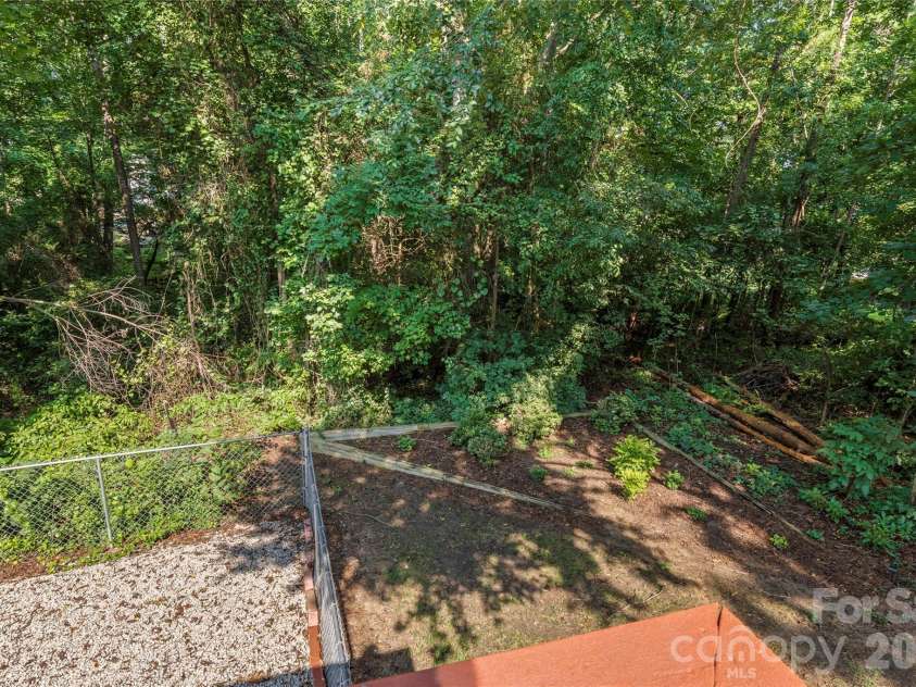 6045 Stone Bluff Drive, Clemmons, NC 27012.  MLS# CAR4414958, YatesRealty ID 44535. 