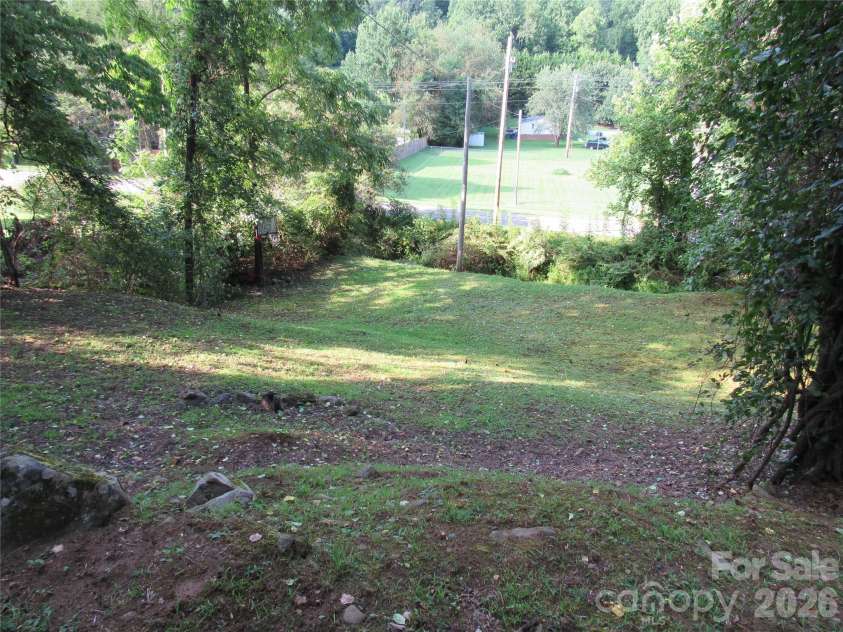 261 Warren Creek Road, Candler, NC 28715.  MLS# CAR4413970, YatesRealty ID 44536. 