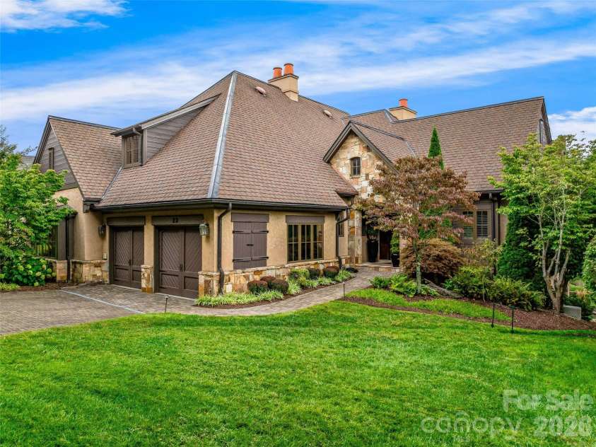 22 Foxbridge Way, Arden, NC 28704.  MLS# CAR4355350, YatesRealty ID 4454. 