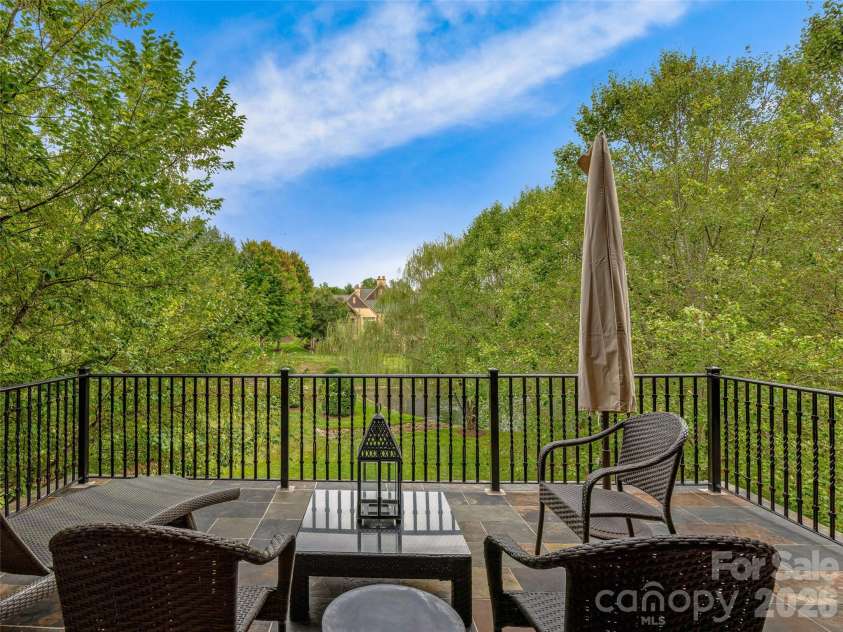 22 Foxbridge Way, Arden, NC 28704.  MLS# CAR4355350, YatesRealty ID 4454. 
