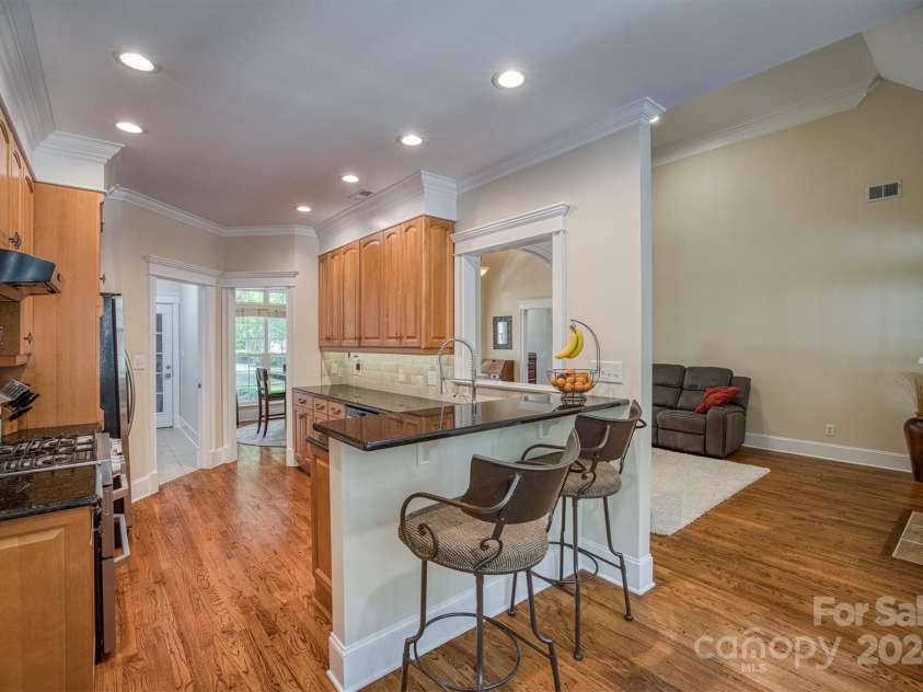 3670 West Bay Drive, Sherrills Ford, NC 28673.  MLS# CAR4158245, YatesRealty ID 4454. Kitchen and bar area