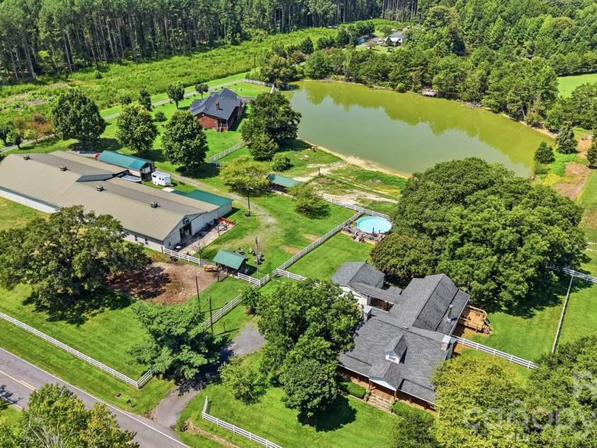 176 Meek Road, Gastonia, NC 28056.  MLS# CAR4414640, YatesRealty ID 44544. 