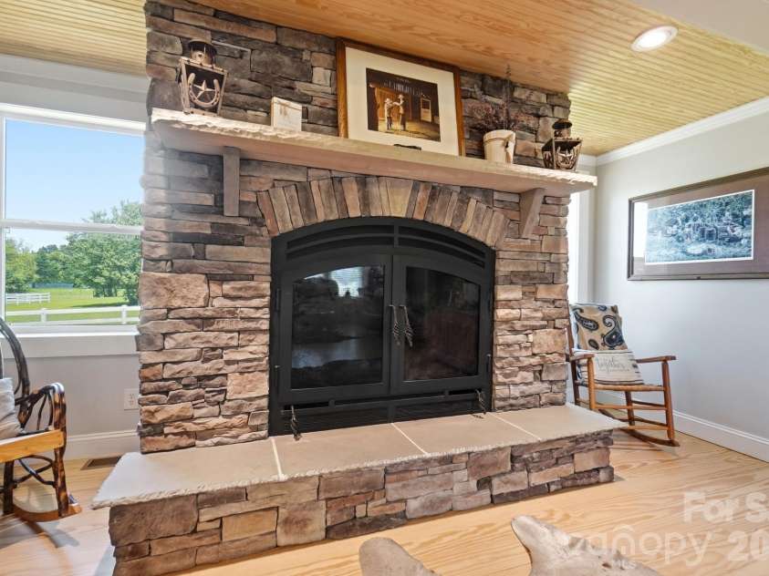 176 Meek Road, Gastonia, NC 28056.  MLS# CAR4414640, YatesRealty ID 44544. 