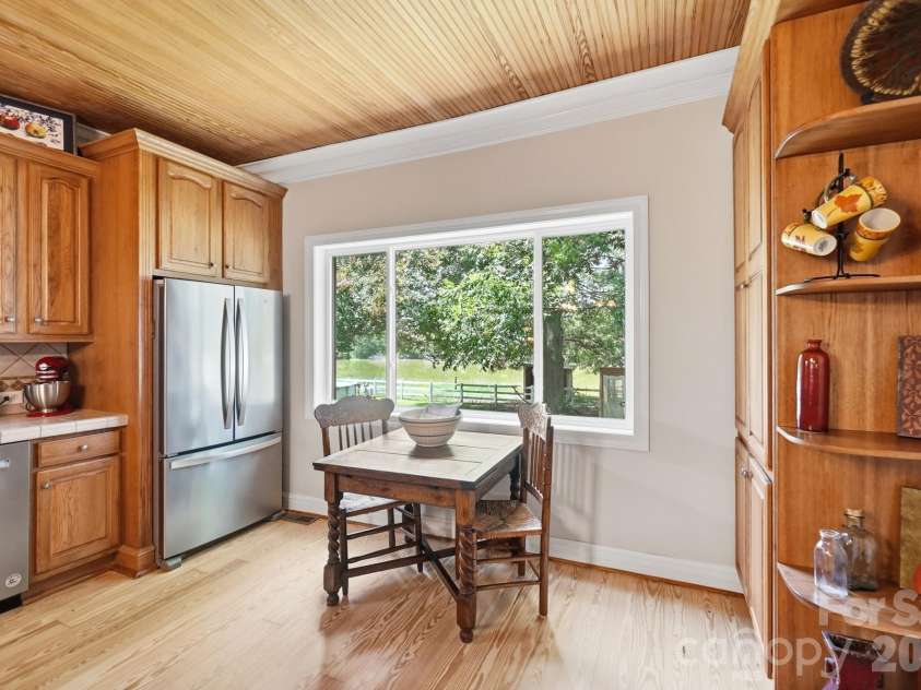 176 Meek Road, Gastonia, NC 28056.  MLS# CAR4414640, YatesRealty ID 44544. 