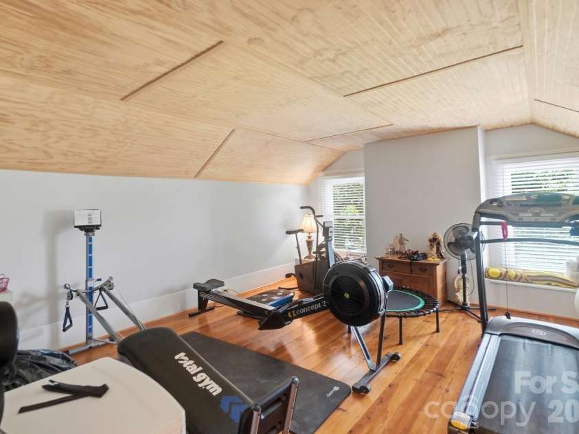 176 Meek Road, Gastonia, NC 28056.  MLS# CAR4414640, YatesRealty ID 44544. 