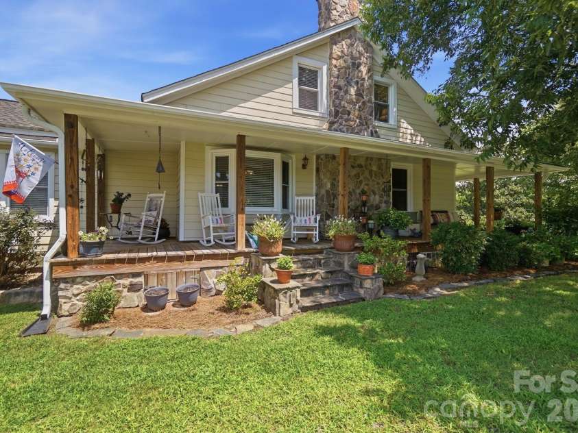 176 Meek Road, Gastonia, NC 28056.  MLS# CAR4414640, YatesRealty ID 44544. 