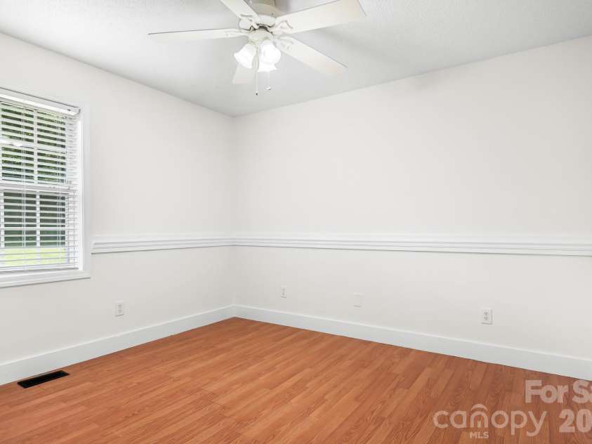 218 Vernon Street, Cherryville, NC 28021.  MLS# CAR4396544, YatesRealty ID 44547. 