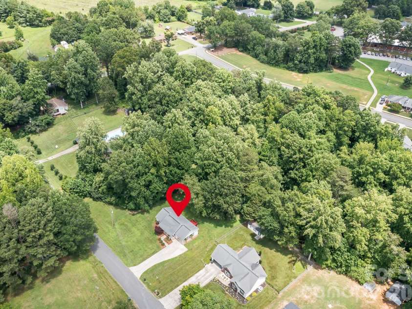 218 Vernon Street, Cherryville, NC 28021.  MLS# CAR4396544, YatesRealty ID 44547. 