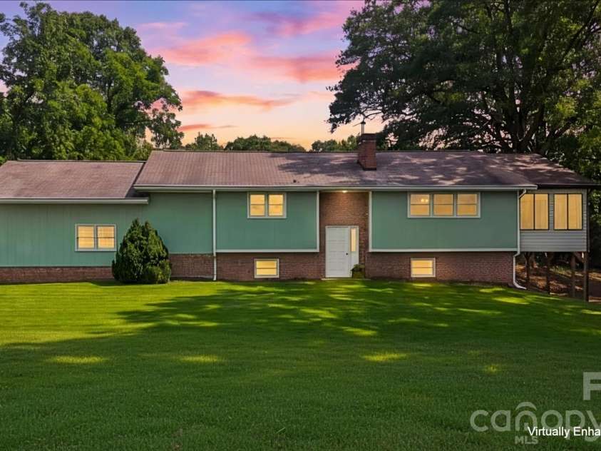 3610 Thrift Drive, Lincolnton, NC 28092.  MLS# CAR4414930, YatesRealty ID 44548. 