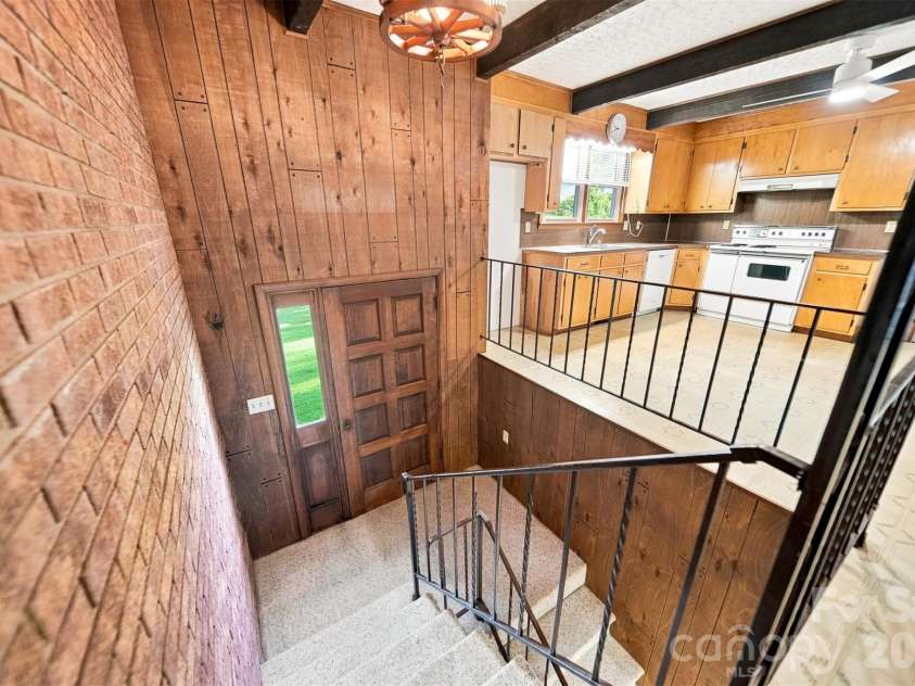 3610 Thrift Drive, Lincolnton, NC 28092.  MLS# CAR4414930, YatesRealty ID 44548. 