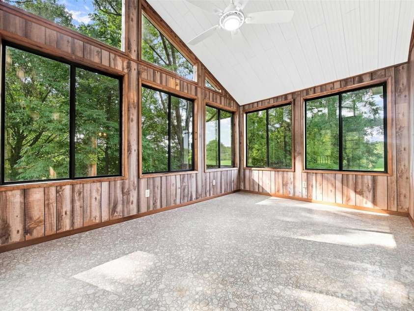 3610 Thrift Drive, Lincolnton, NC 28092.  MLS# CAR4414930, YatesRealty ID 44548. 