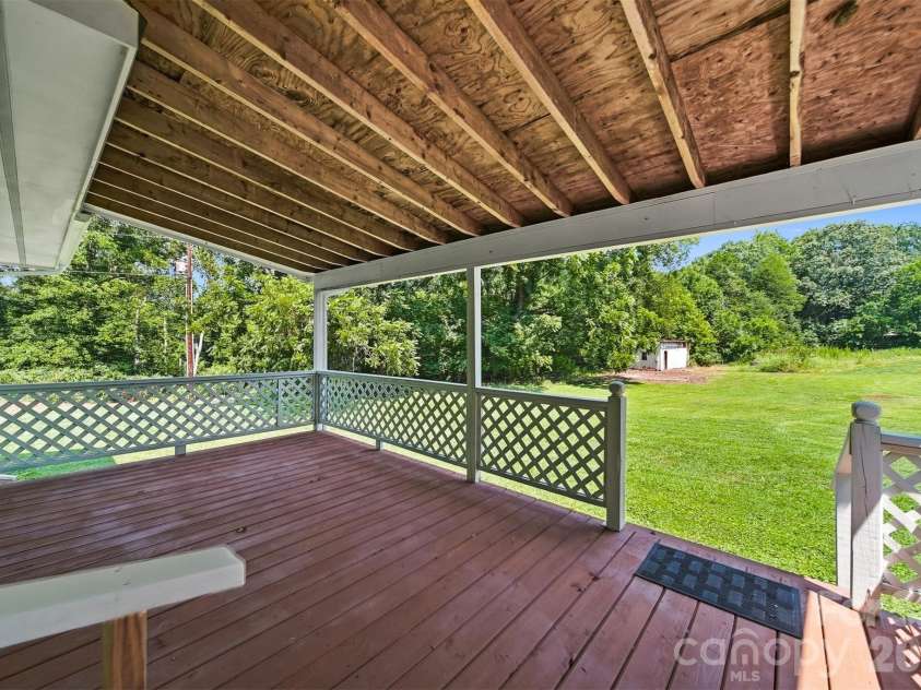 3610 Thrift Drive, Lincolnton, NC 28092.  MLS# CAR4414930, YatesRealty ID 44548. 