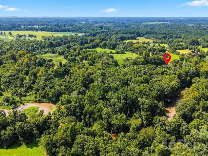 3610 Thrift Drive, Lincolnton, NC 28092.  MLS# CAR4414930, YatesRealty ID 44548. 