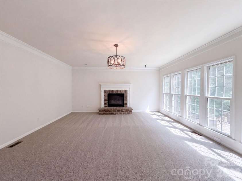 188 Forest Walk Way, Mooresville, NC 28115.  MLS# CAR4414974, YatesRealty ID 44549. 