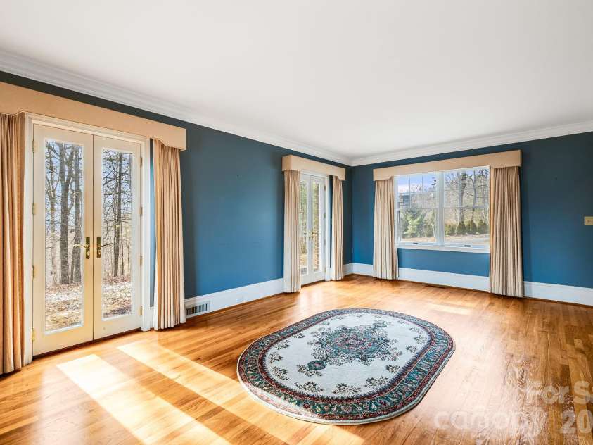 200 Duck Drive, Mars Hill, NC 28754.  MLS# CAR4347265, YatesRealty ID 4455. 