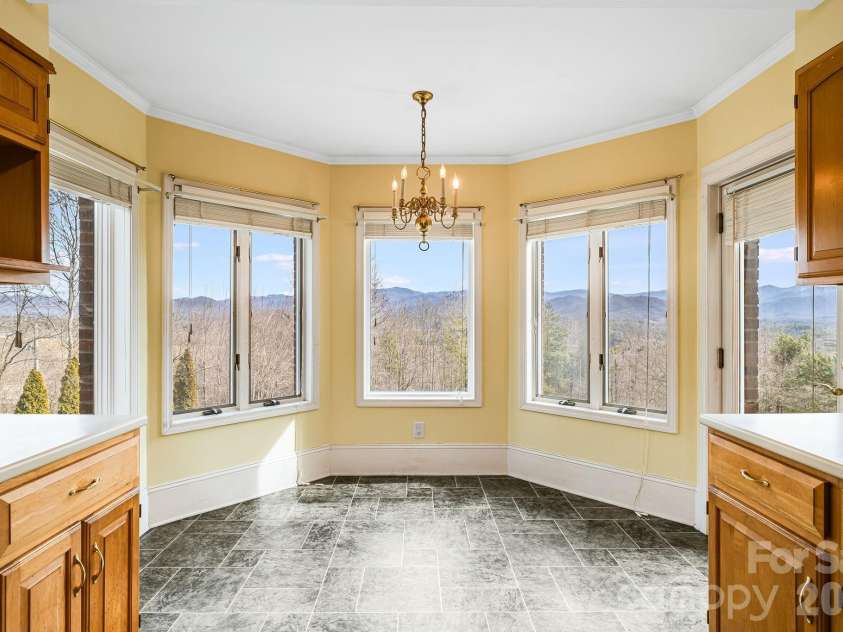 200 Duck Drive, Mars Hill, NC 28754.  MLS# CAR4347265, YatesRealty ID 4455. 