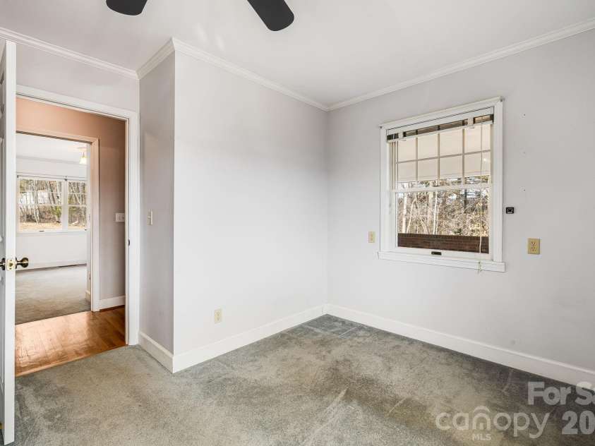 200 Duck Drive, Mars Hill, NC 28754.  MLS# CAR4347265, YatesRealty ID 4455. 