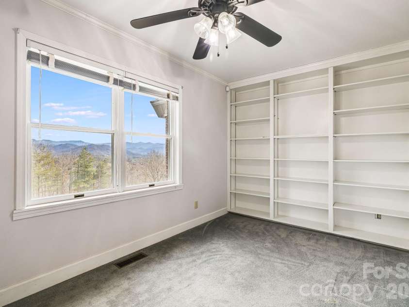 200 Duck Drive, Mars Hill, NC 28754.  MLS# CAR4347265, YatesRealty ID 4455. 