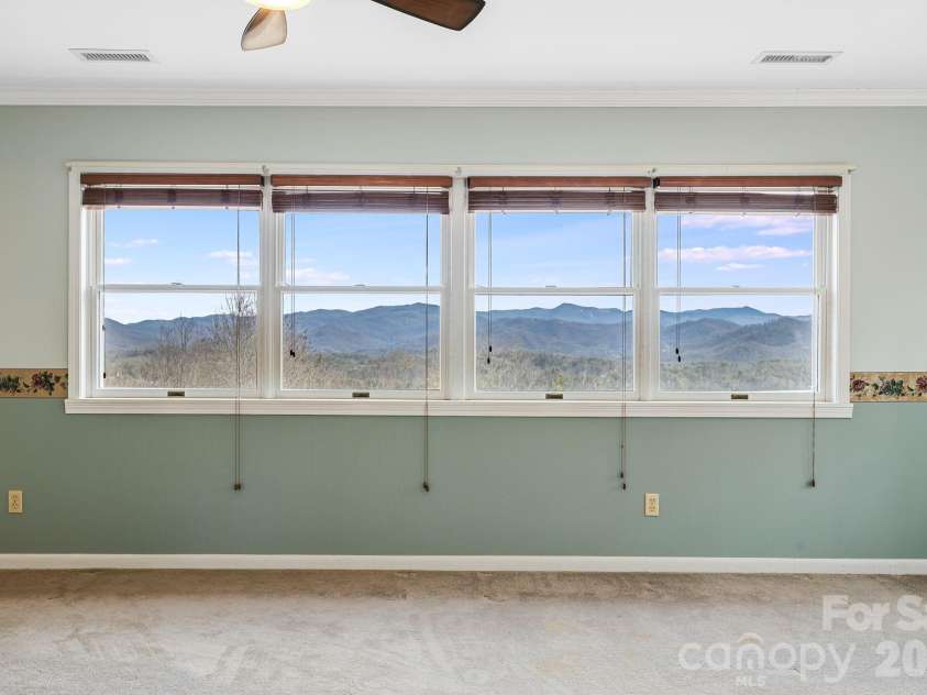 200 Duck Drive, Mars Hill, NC 28754.  MLS# CAR4347265, YatesRealty ID 4455. 