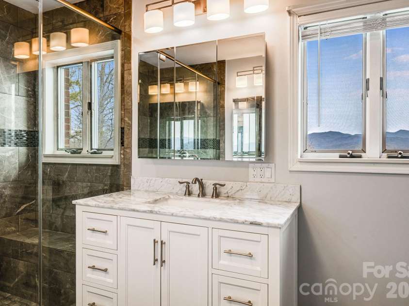 200 Duck Drive, Mars Hill, NC 28754.  MLS# CAR4347265, YatesRealty ID 4455. 