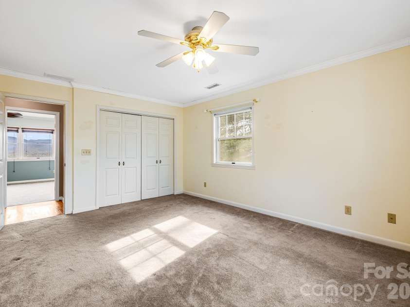 200 Duck Drive, Mars Hill, NC 28754.  MLS# CAR4347265, YatesRealty ID 4455. 