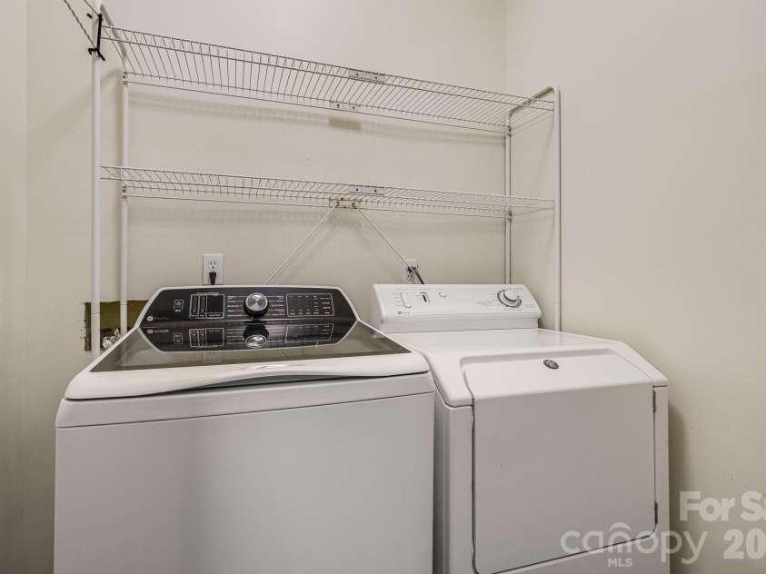 200 Duck Drive, Mars Hill, NC 28754.  MLS# CAR4347265, YatesRealty ID 4455. 
