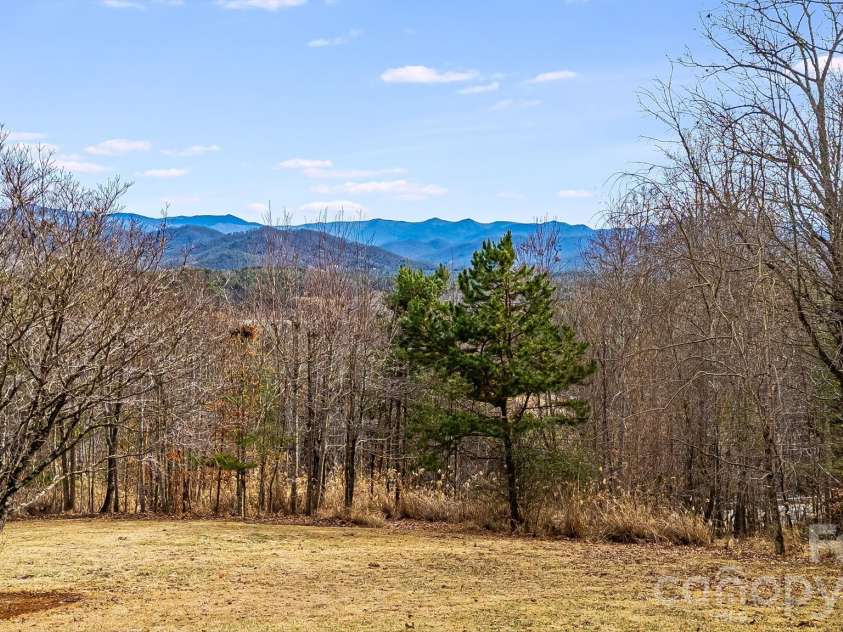 200 Duck Drive, Mars Hill, NC 28754.  MLS# CAR4347265, YatesRealty ID 4455. 