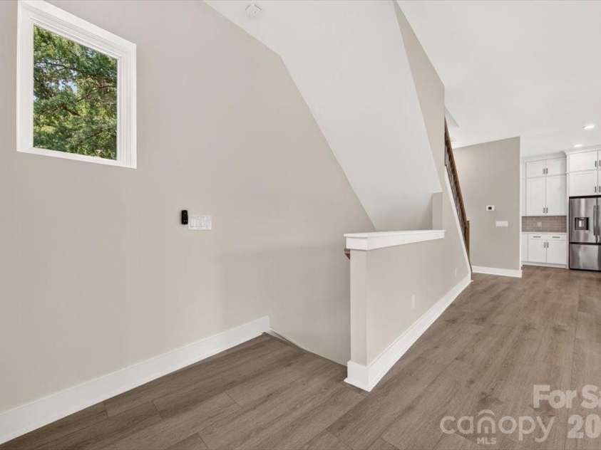 120 French Street, Charlotte, NC 28216.  MLS# CAR4414734, YatesRealty ID 44550. Second level landing