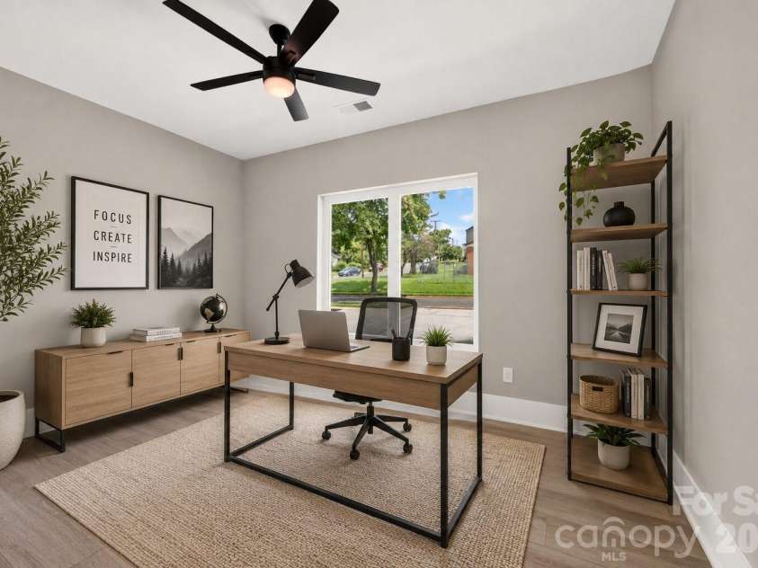 120 French Street, Charlotte, NC 28216.  MLS# CAR4414734, YatesRealty ID 44550. Virtually staged
