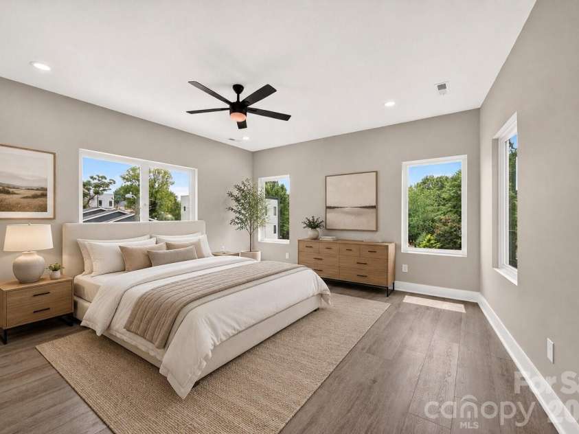 120 French Street, Charlotte, NC 28216.  MLS# CAR4414734, YatesRealty ID 44550. Virtually staged