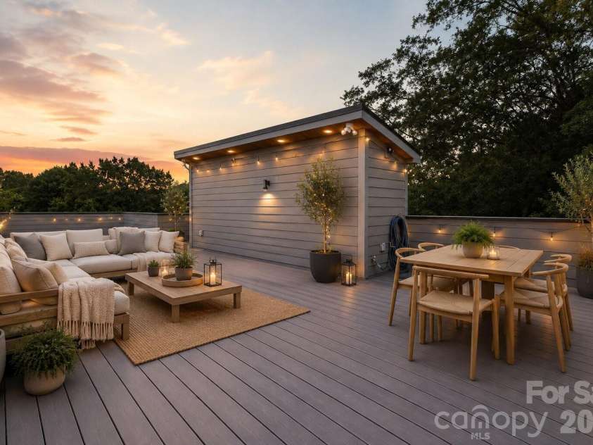 120 French Street, Charlotte, NC 28216.  MLS# CAR4414734, YatesRealty ID 44550. Virtually staged
