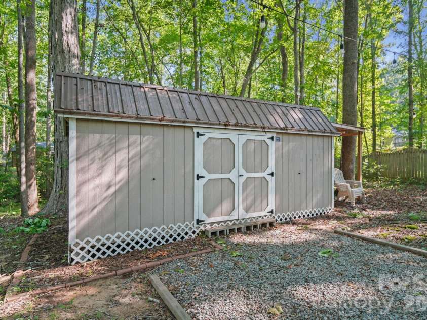 1895 Barnhardt Road, China Grove, NC 28023.  MLS# CAR4405119, YatesRealty ID 44551. 