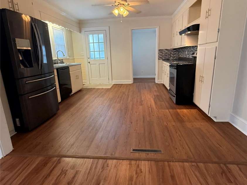 416 Edgewood Drive, Lenoir, NC 28645.  MLS# CAR4410934, YatesRealty ID 44552. 
