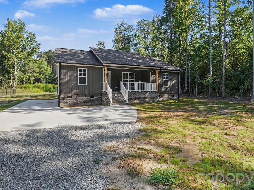 450 Brown Acres Road, Salisbury, NC 28146.  MLS# CAR4411690, YatesRealty ID 44553. 